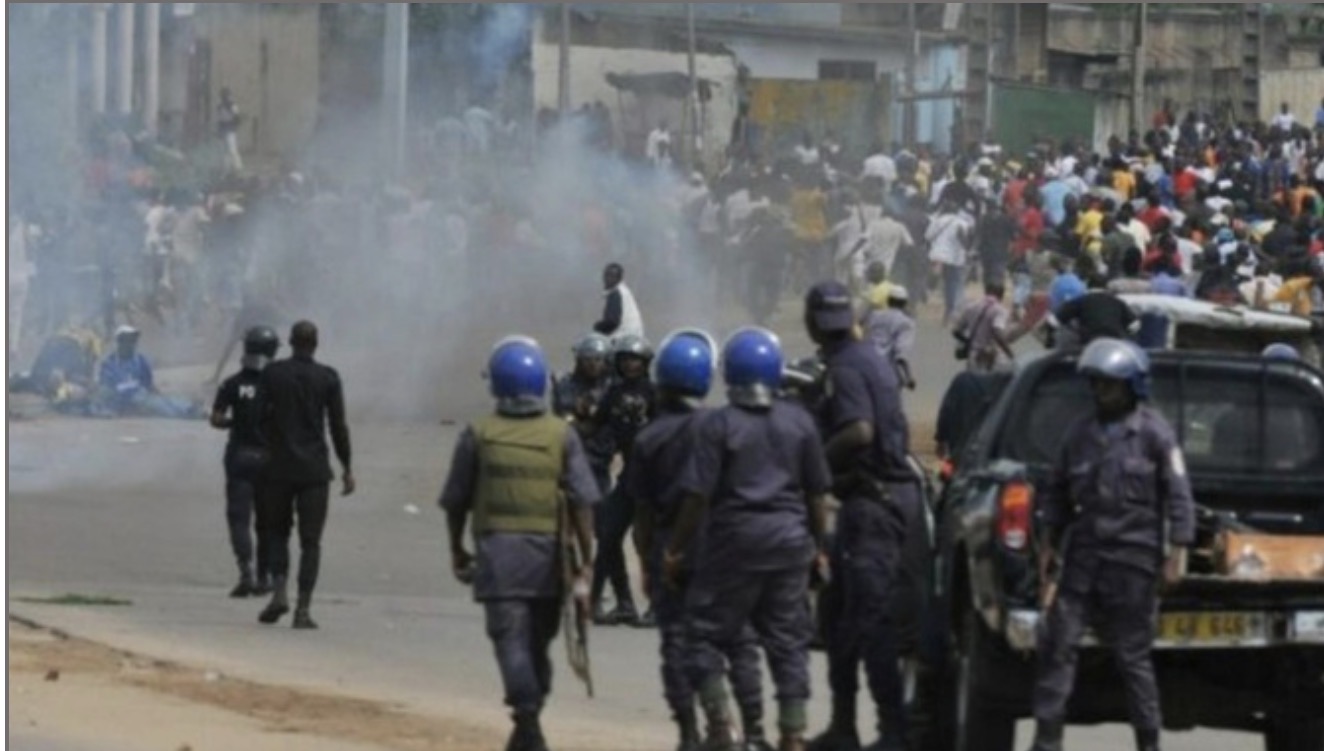 UCAD : Affrontements entre étudiants et forces de l’ordre