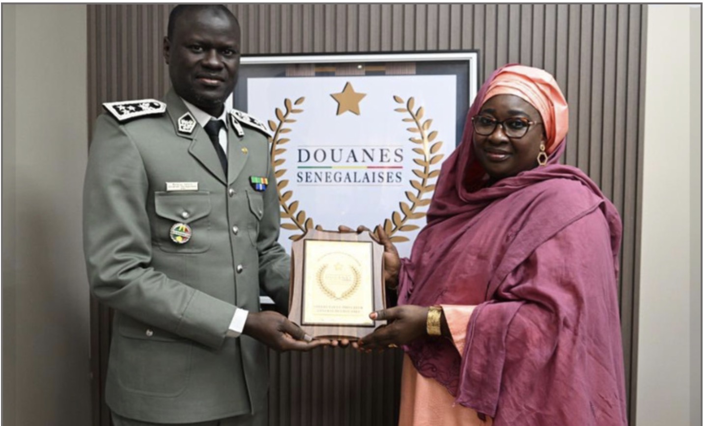 Photos / Organisation de la Conférence Ramadan 2026 : L’Amicale du Personnel féminin de la Douane reçue par le Directeur général