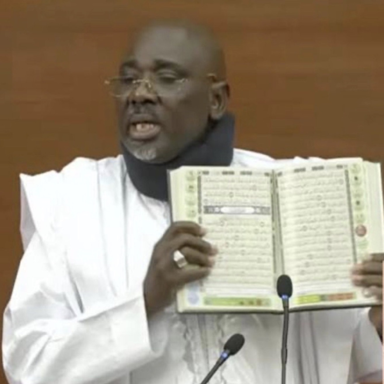 De l'ombre de la cellule à la lumière du cœur