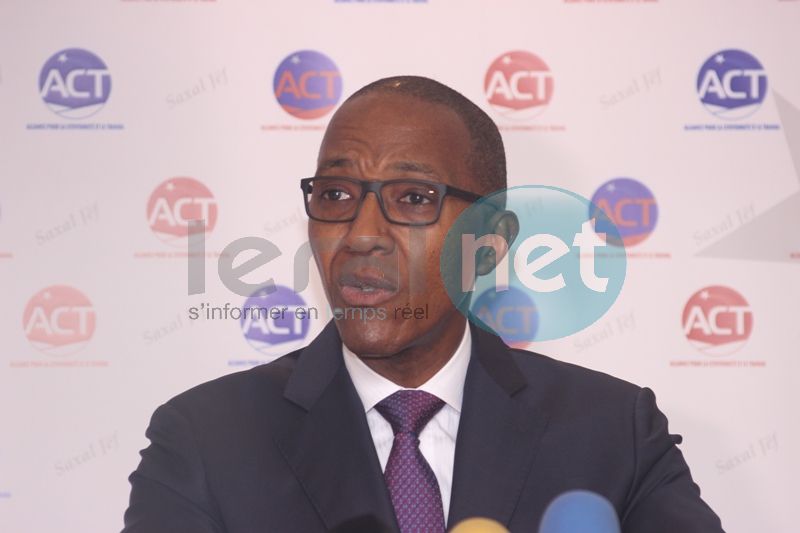 Images- Abdoul Mbaye lance l'Alliance pour la Citoyenneté et le Travaille (Act)