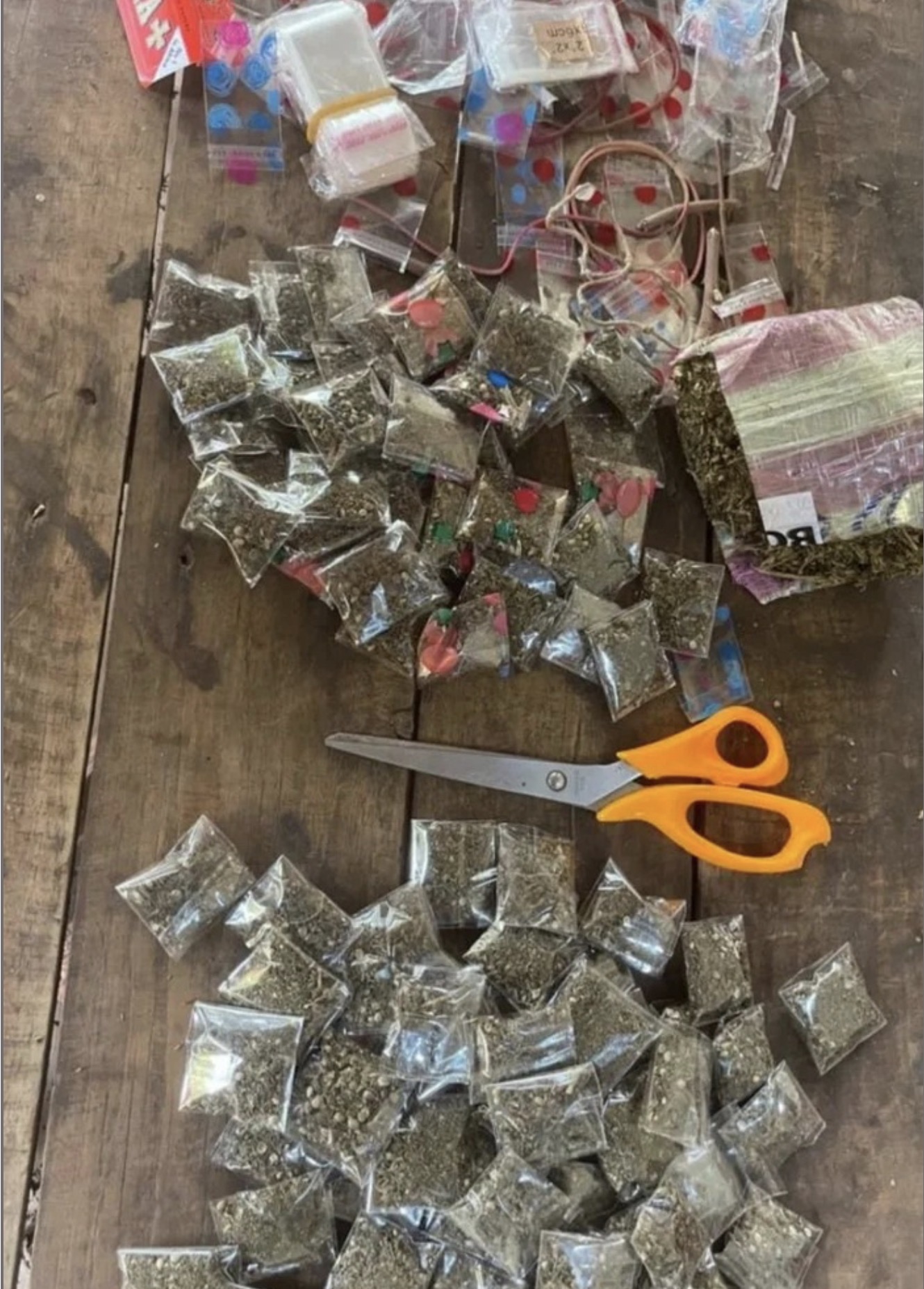 Saraya: Quatre individus arrêtés pour détention et trafic de chanvre indien