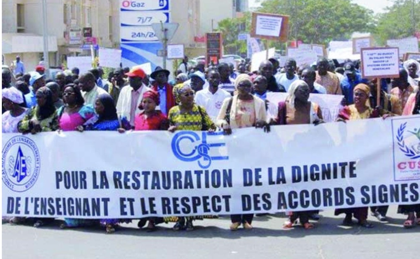 Grève des enseignants : l’État coupe les salaires, voici les montants bloqués