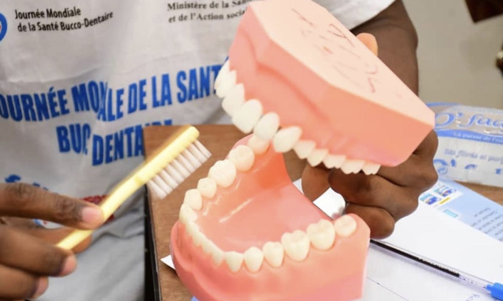 Santé bucco-dentaire au Sénégal : entre fléau sanitaire, impact mental et péril des pratiques illégales