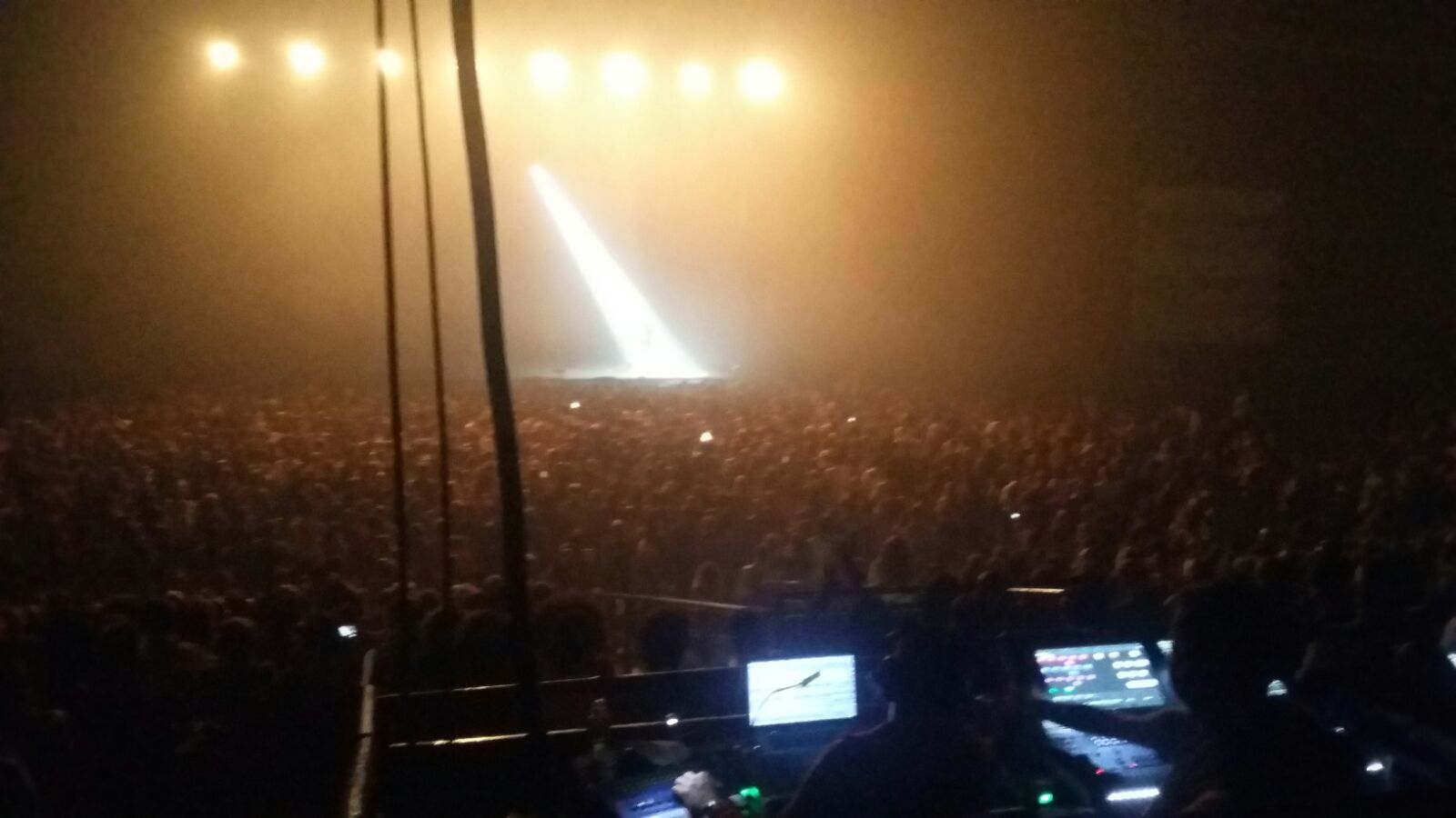 Concert Fada Freedy, le Zenith de paris plein à craquer.