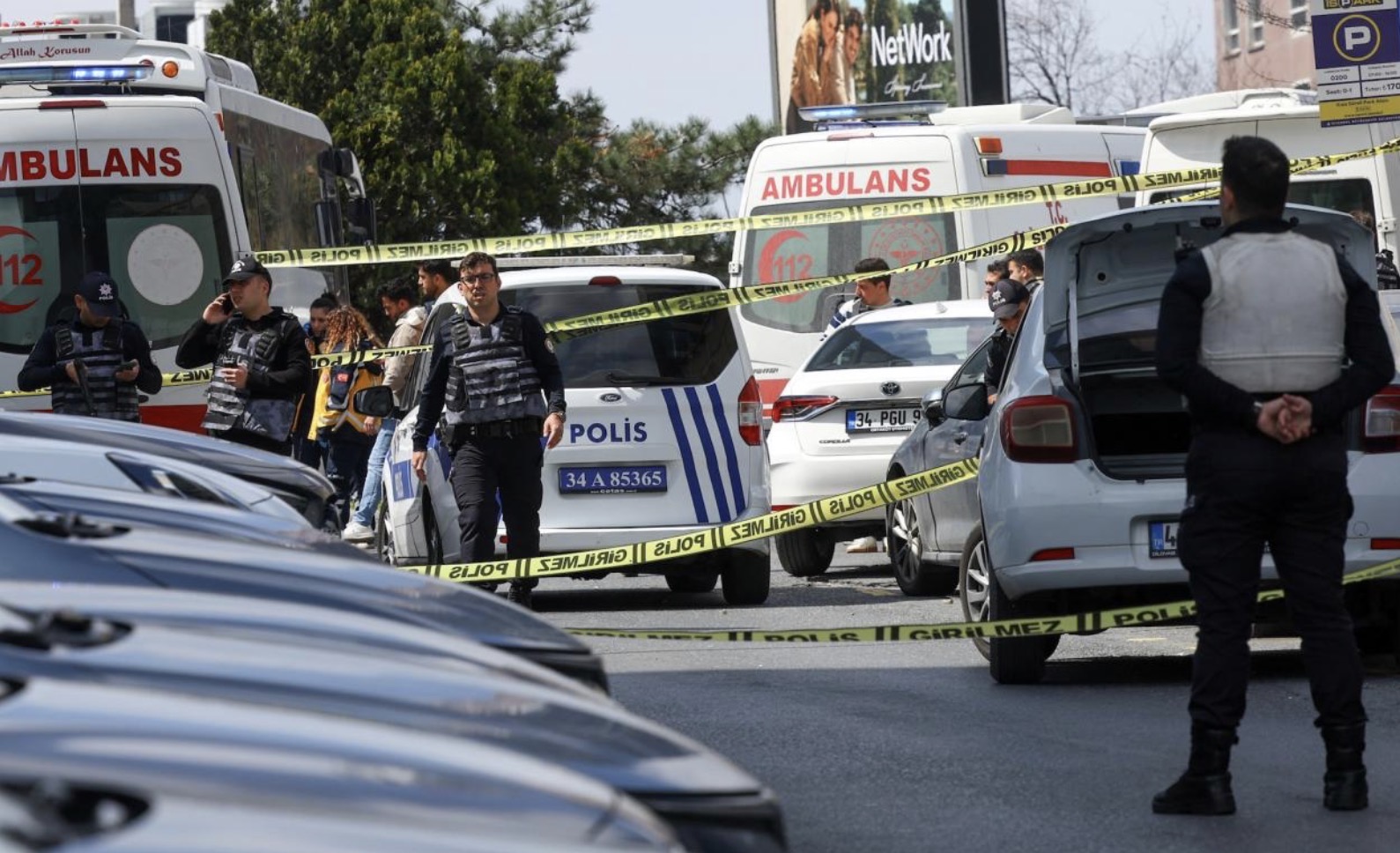 Turquie: un assaillant tué, deux blessés dans la fusillade devant le consulat israélien d'Istanbul