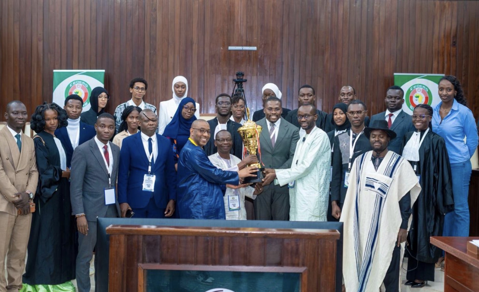 LE SÉNÉGAL SACRÉ CHAMPION DE LA 2ᵉ ÉDITION DU CONCOURS DE PLAIDOIRIE DE LA COUR DE JUSTICE DE LA CEDEAO