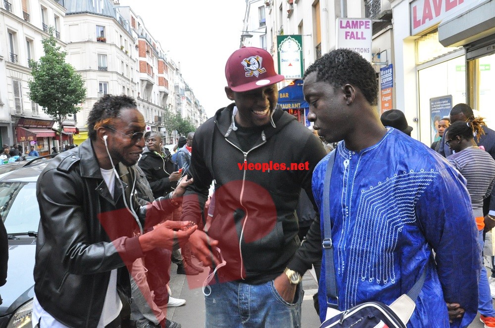REPORTAGE VIPEOPLES: 18eme Arrondissement de Paris, la rue Doudeauville le coin adoré des Sénégalais.