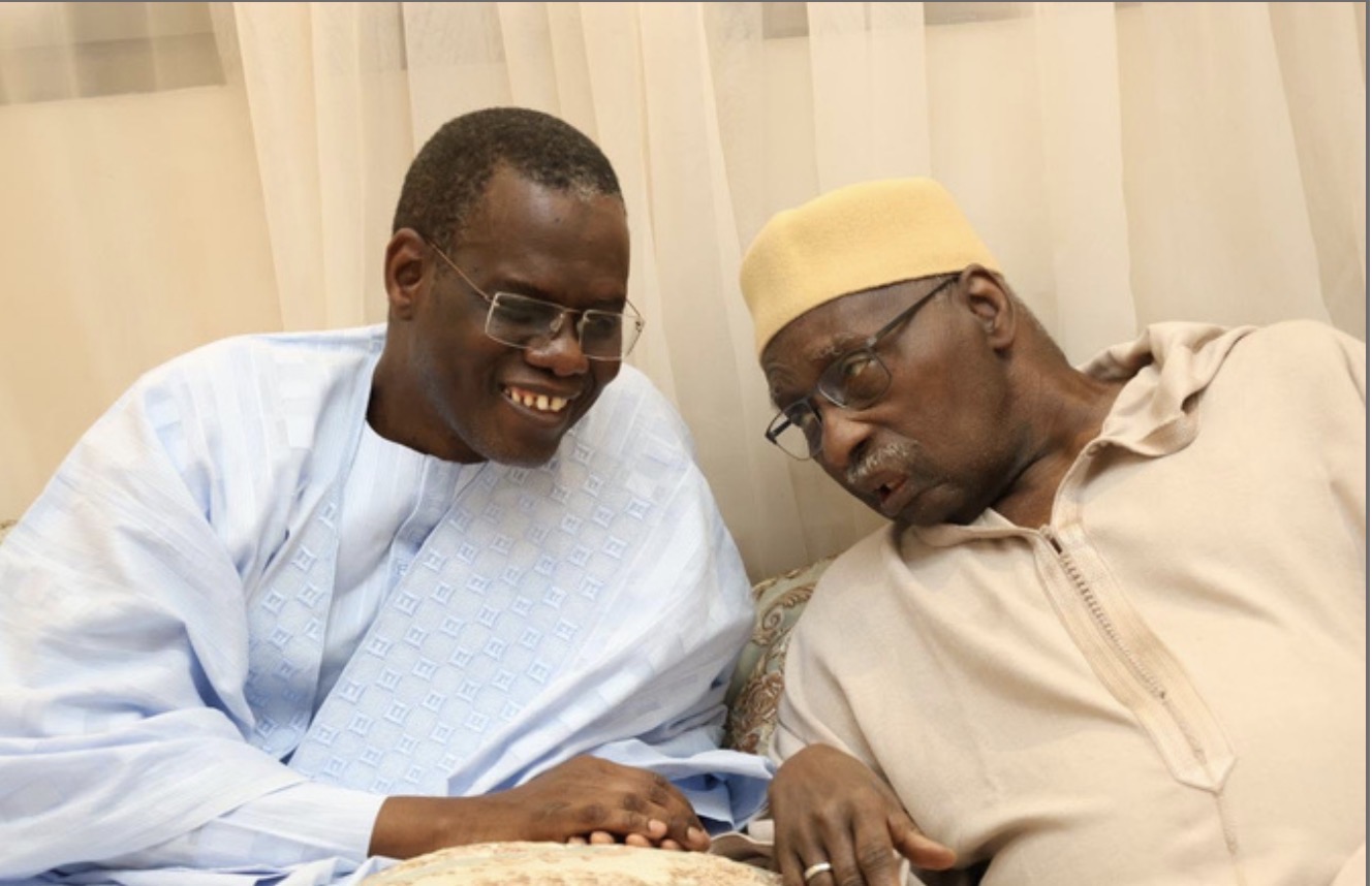 Tivaouane : Ahmadou Al Aminou Lo chez Serigne Babacar Sy Mansour, un signal fort de continuité du dialogue État–religions