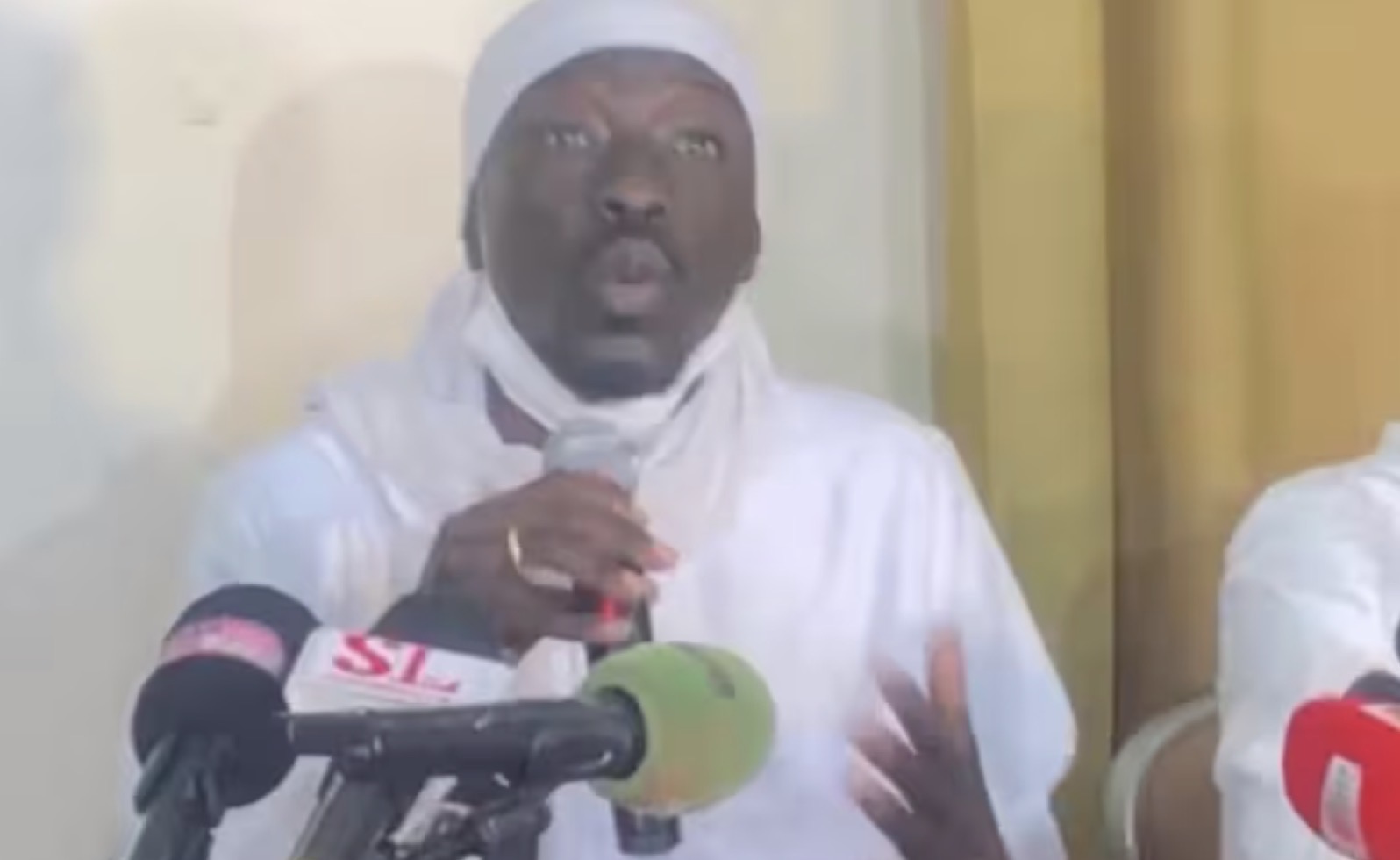 Commissariat central de Dakar : Karim Xurum Xax et Babacar Ba libérés après leur audition