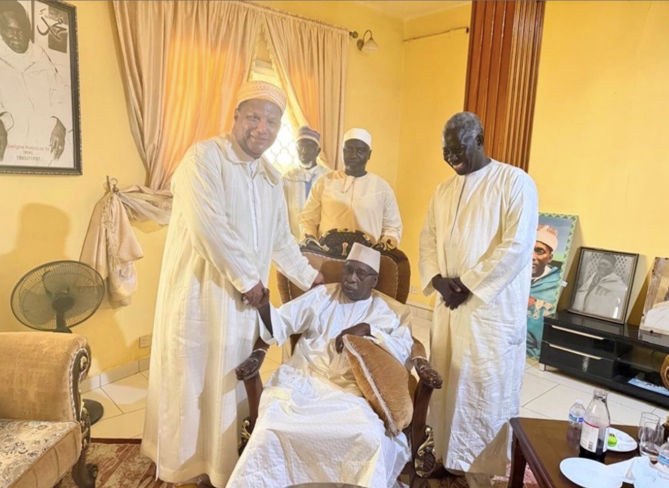 Maroc-Sénégal : l’ambassadeur Hassan Naciri reçu par le Khalife général de la Tariqa Tijania Malikite