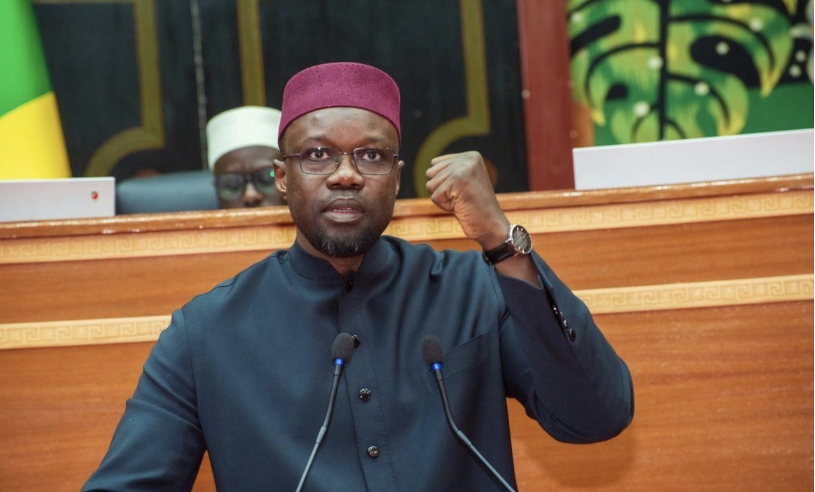 Débat institutionnel : Boubacar Boris Diop, Pierre Sané et 141 intellectuels publient un manifeste pour l'adoption de la nouvelle Constitution