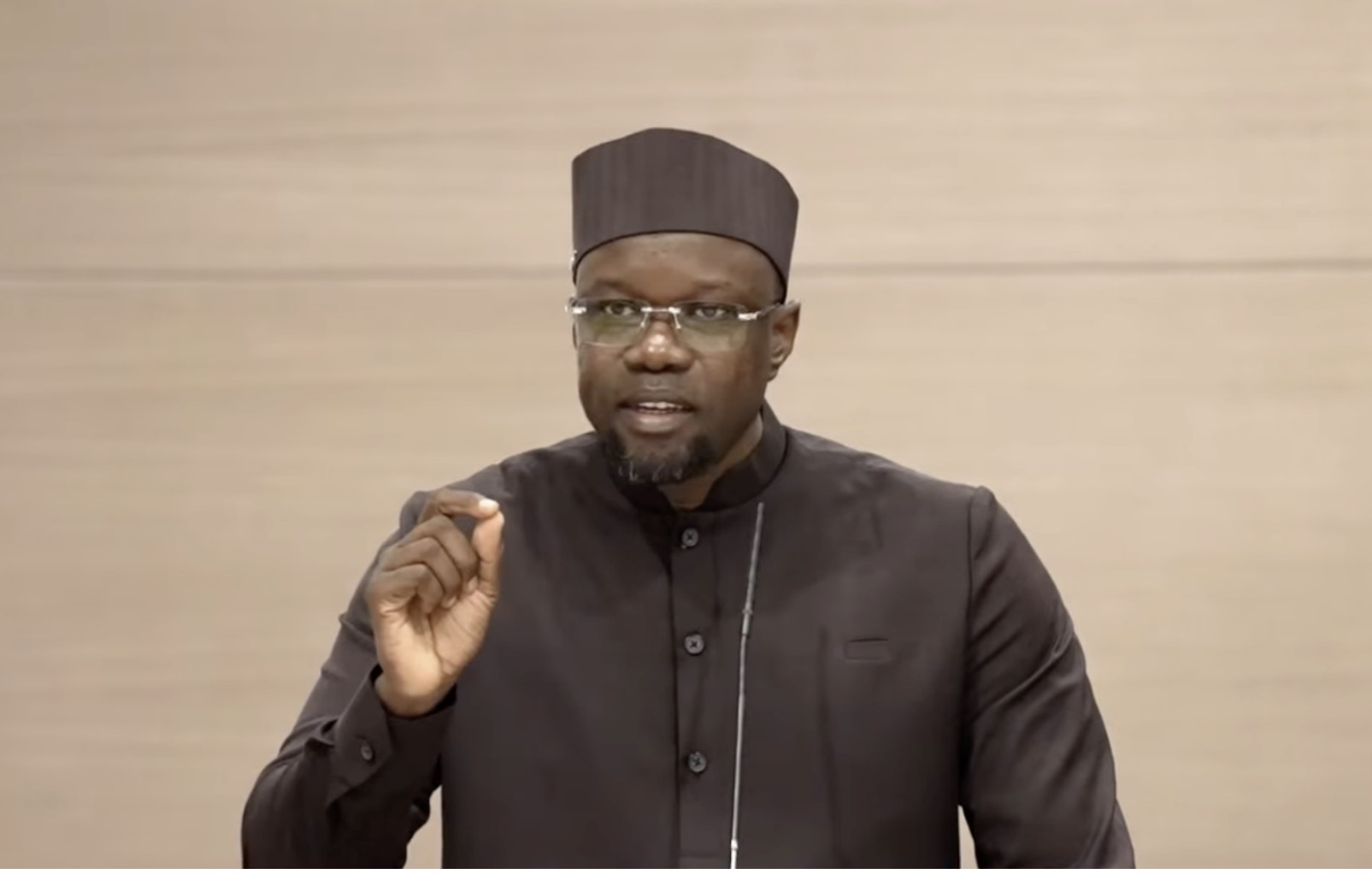 Du tapalé pour gagner du temps…" : Les mots crus de Sonko sur le référendum annoncé par le Pr. Diomaye