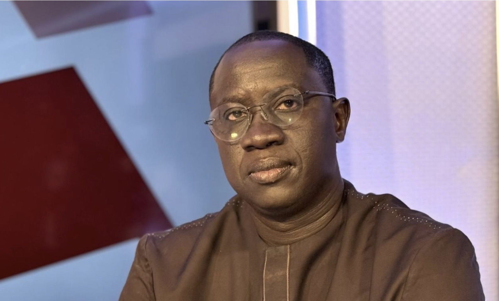 L'itinéraire procédural de la révision constitutionnelle au Sénégal: la voie de l'article 103 de la Constitution (Par Dr Mor FALL)
