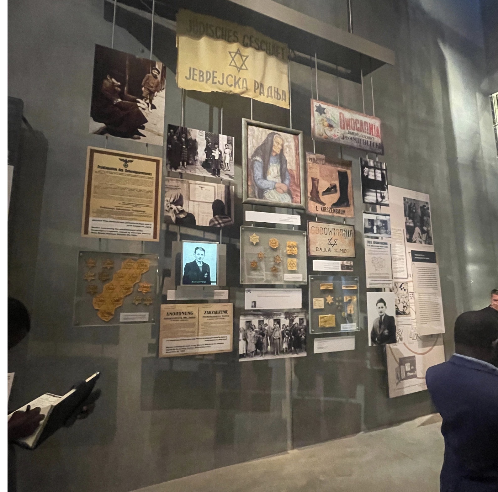 Yad Vashem / musée de l’Holocauste: un monument et un nom face à l’oubli