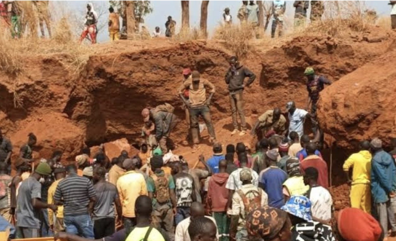 Saraya : Quatre morts dans un nouvel éboulement sur un site d’orpaillage clandestin à Missirah Sirimana