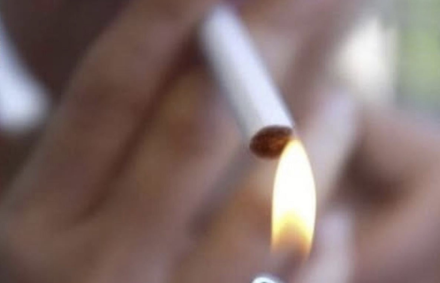 Alerte santé au Sénégal : Des enfants commencent à fumer dès 7 ans, une nouvelle loi réclamée en urgence