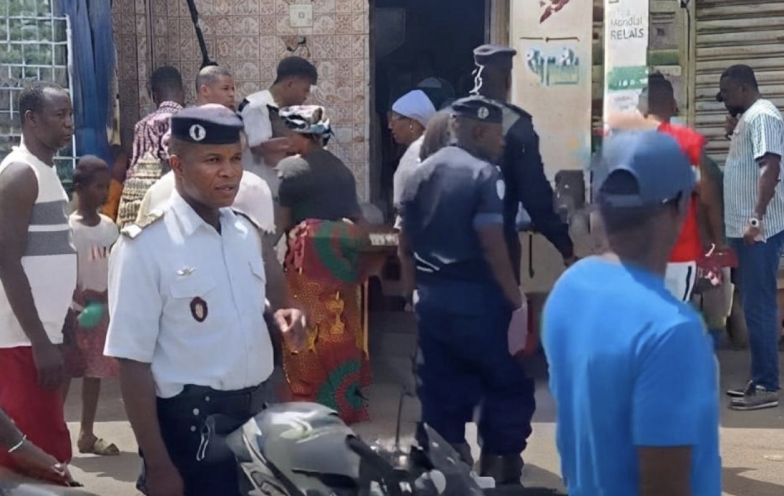 Régularisation de séjour : coup de filet de la Police, plusieurs ressortissants étrangers interpellés à Médina