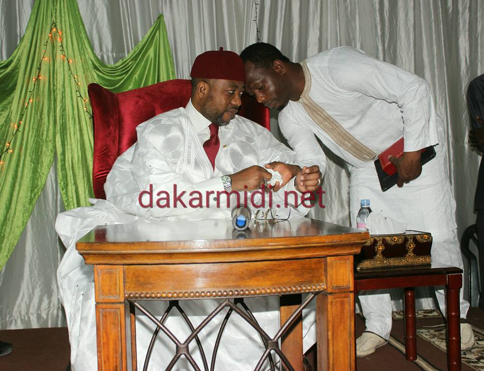 Quelques images de la nuit du "Leylatoul khadre" de Sheikh Alassane See Taare Yalla à Fann Hock.