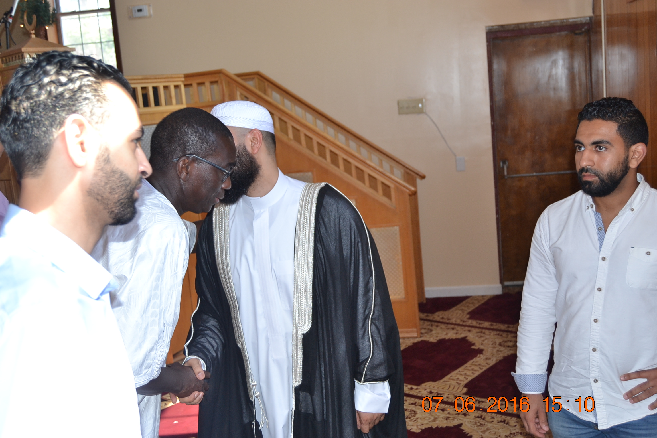 La communauté musulmane de New Jersey à célébré l' Eid Mubarack ce mercredi à Hackensack.