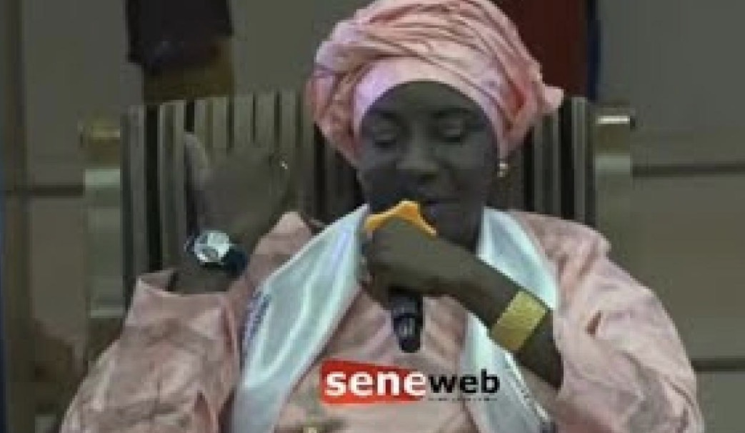 Après les bracelets Pastef : Mimi Touré présente les montres « Kiiraay » à l'effigie du Président Diomaye