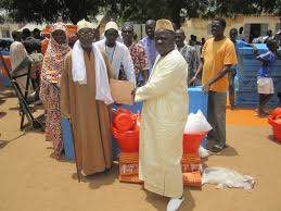 ŒUVRES SOCIALES: Mamadou Ndoye Bane au chevet des "Daaras" de Pire sa ville natale.