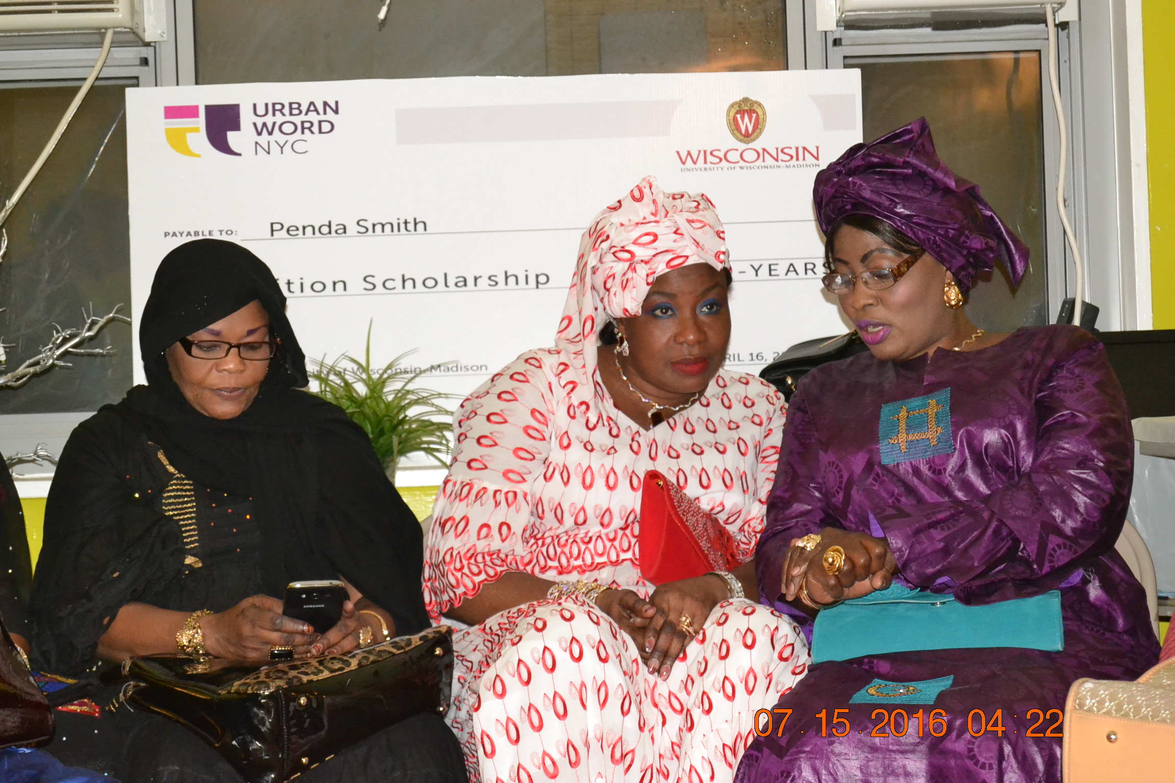 La surprise de la grande dame Adja Astou Kane Faye Smith et ses amies à Pape Diouf à New York.