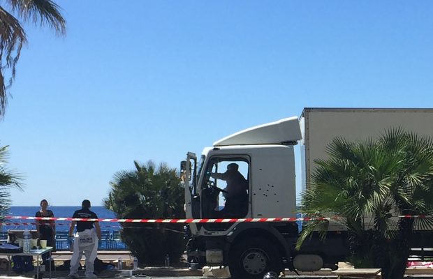 DRAME DE NICE-voisine du suspect, Awa Diène: « Il était venu m’acheter des cigarettes du Sénégal » DRAME DE NICE-voisine du suspect, Awa Diène: « Il était venu m’acheter des cigarettes du Sénégal »