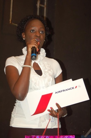 Bousso Dramé lauréate du Concours National d’Orthographe refuse le visa de la France à cause du comportement vexant du consulat de France ! Bousso Dramé lauréate du Concours National d’Orthographe refuse le visa de la France à cause du comportement vexant du consulat de France !