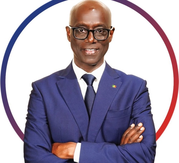 Le Bureau politique de la République des Valeurs/Réewum Ngor  a tenu sa réunion ordinaire pour discuter de la situation du pays.