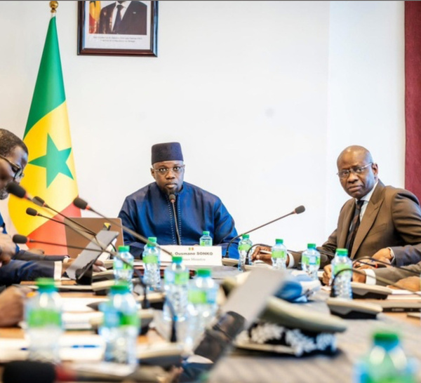 Photos: Le Premier ministre Ousmane SONKO a présidé le Comité de mise en œuvre des mesures du Plan de redressement économique et social (PRES), ce jeudi