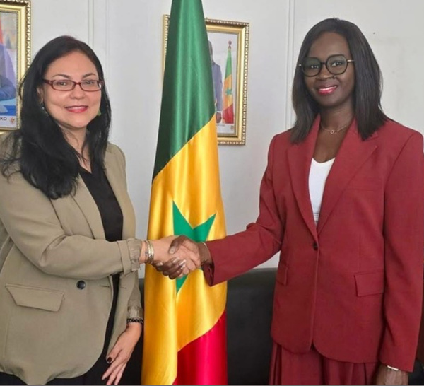 Renforcement des relations Sénégal–Venezuela : S.E L’Ambassadrice Regzeida Elena González Herrera reçue à l’Assemblée nationale