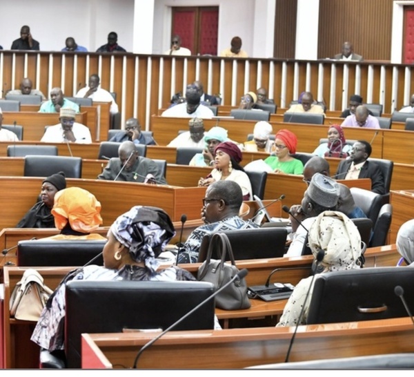 Sénégal : la loi créant le CNRM contestée devant le Conseil constitutionnel par l’opposition