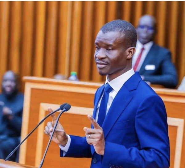 Vote de la loi sur l'homosexualité : Yassine Fall fait faux bond, Bamba Cissé à la rescousse