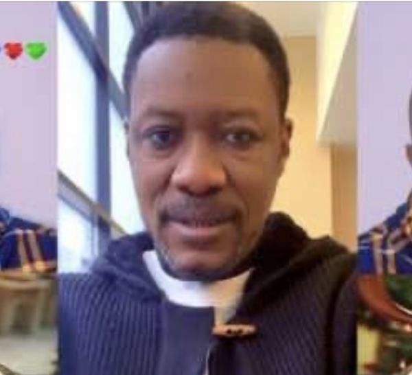 Reaction inattendue de Tange l'activiste demolit violement le faux Imam Lamine Dramé de pastef