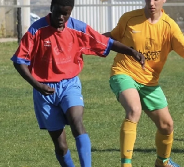 Espagne : La belle initiative de la commune de Muxía pour rendre hommage au jeune footballeur sénégalais Abdoulaye Fall Seck, décédé en plein match en 2016