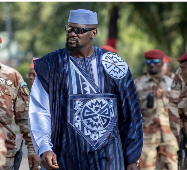 Pas un centimètre de notre terre ! " : Mamadi Doumbouya déploie l'armée face au Libéria et à la Sierra Leone
