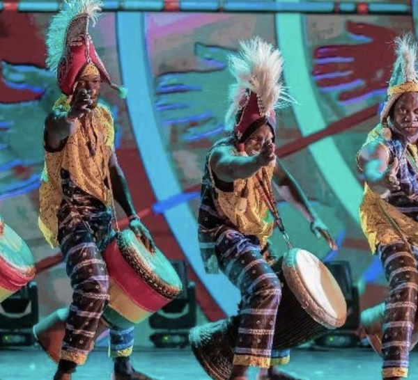 Guinée : Ces artistes qui font rayonner la culture nationale au-delà des frontières