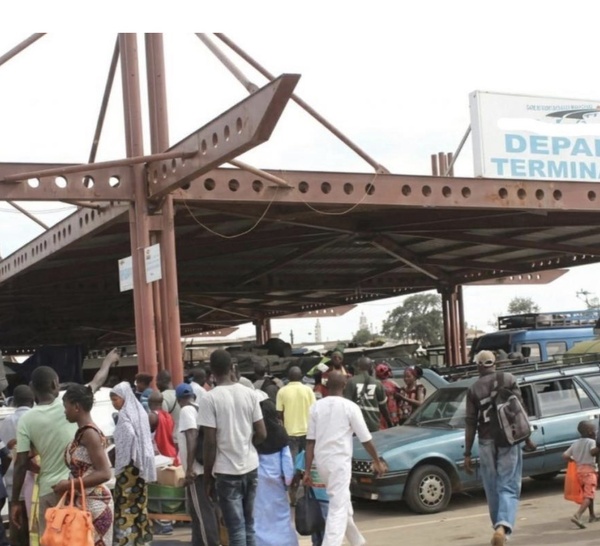 Dahra : Huit chauffeurs grévistes arrêtés après avoir caillassé un "War Gaindé"