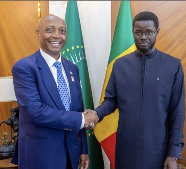 Audience au Palais: Bassirou Diomaye Diakhar Faye échange avec Patrice Motsepe sur la situation du football africain