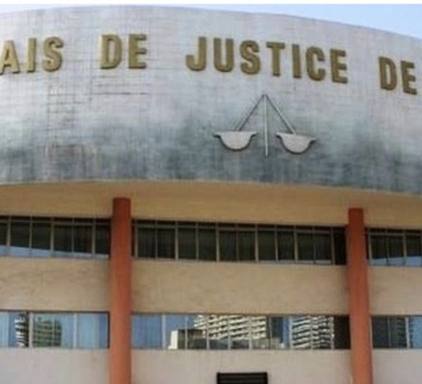 Braquage des Chinois : Un ex-policier et un journaliste au cœur d'un vol de 70 millions FCFA, le procès d'une nuit de terreur