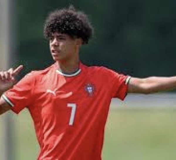 Mercato : le PSG s'intéresse à Cristiano Ronaldo Jr