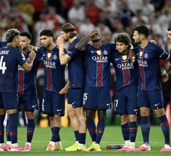 Foot: le PSG s'offre une deuxième Ligue des champions d'affilée en battant Arsenal en finale