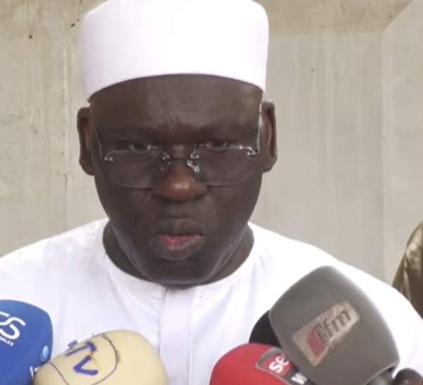 Le député Mbaye Dione alerte sur l’absence de gouvernement et les difficultés des Sénégalais