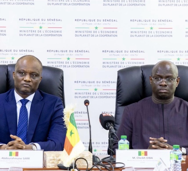 Passation au Ministère de l'Economie : Le testament doctrinal d'Abdourahmane Sarr à Cheikh Diba
