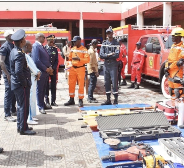 Visite du Ministre de l’Intérieur à la Brigade nationale des Sapeurs-pompiers : un hommage appuyé au courage des soldats du feu