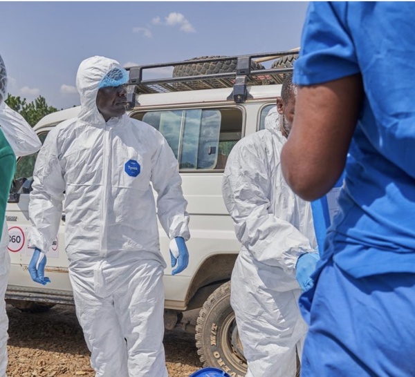 Epidémie d'Ebola: un premier cas identifié en France, chez un médecin de retour de la RDC