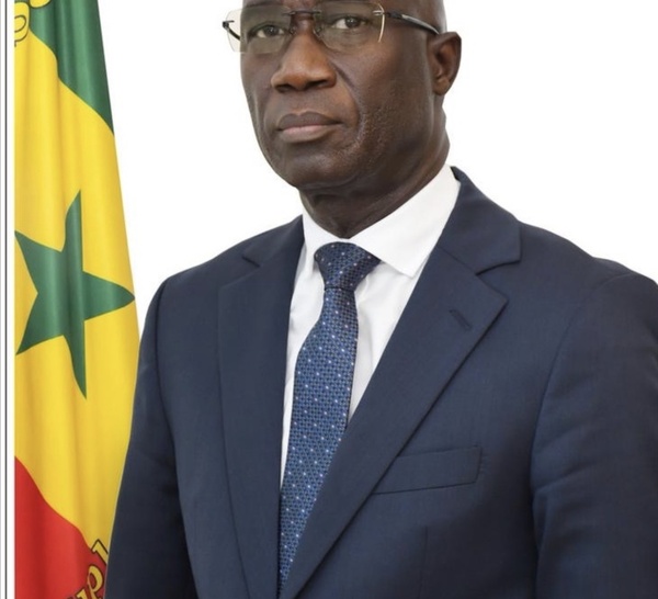 Révision constitutionnelle: Le Gouvernement appelle à une concertation avec les acteurs politiques et de la société civile sur les amendements de la majorité parlementaire