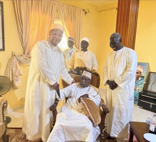 Maroc-Sénégal : l’ambassadeur Hassan Naciri reçu par le Khalife général de la Tariqa Tijania Malikite