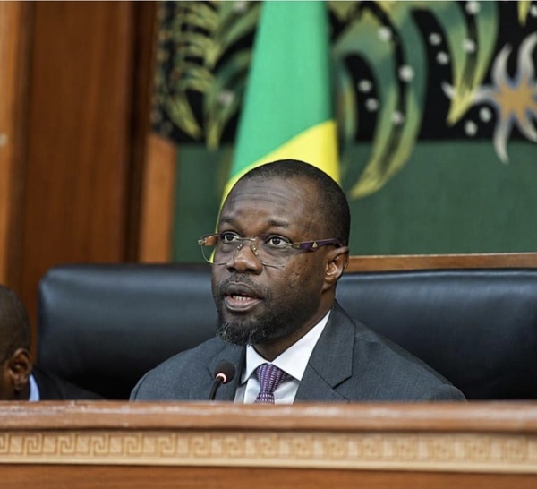 Vote bloqué », « approbation » : Un juriste démonte les arguments de Sonko