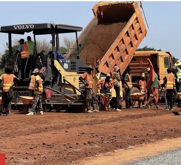 Compte administratif 2025 : À Mbour, un blocage de 2,2 milliards FCFA freine les chantiers de la commune